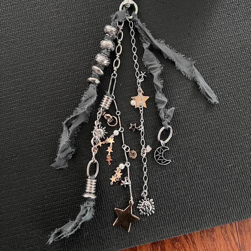 Free People Silver and Gray Mixed Metal Charm Keychain - Picture 3 of 5